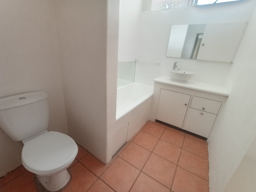 To Let 2 Bedroom Property for Rent in Atholl Gauteng