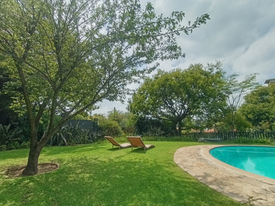 To Let 2 Bedroom Property for Rent in Atholl Gauteng