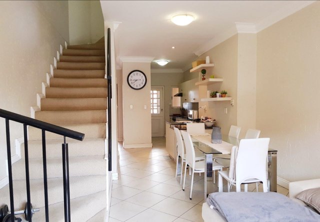 To Let 2 Bedroom Property for Rent in Morningside Gauteng