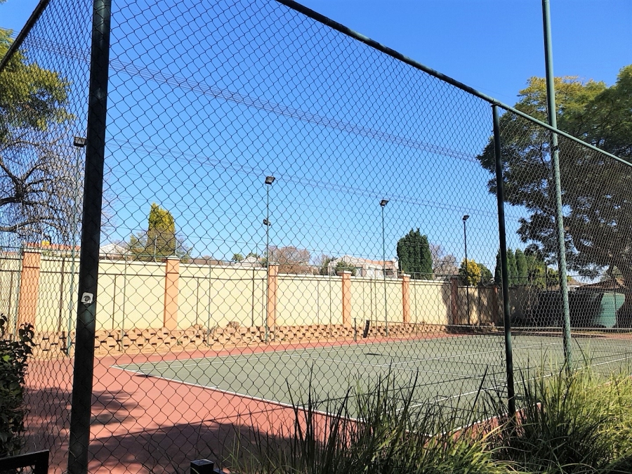 To Let 2 Bedroom Property for Rent in Morningside Gauteng