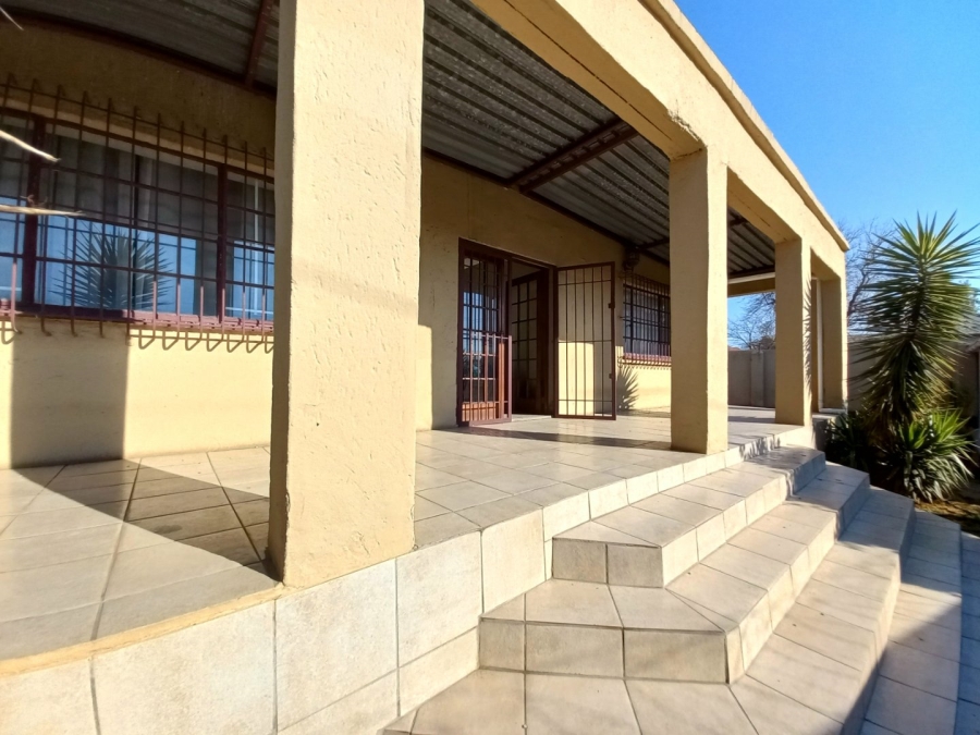 4 Bedroom Property for Sale in Primrose Gauteng