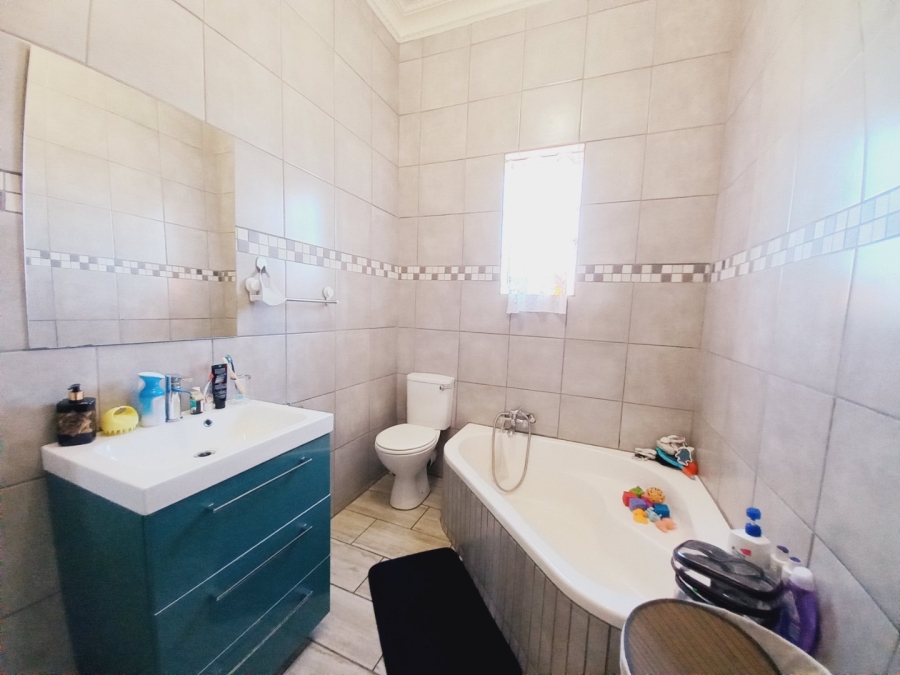 4 Bedroom Property for Sale in Primrose Gauteng