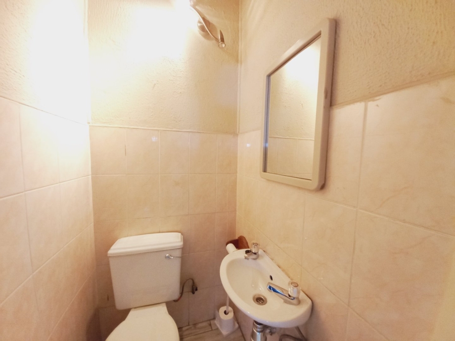 4 Bedroom Property for Sale in Primrose Gauteng