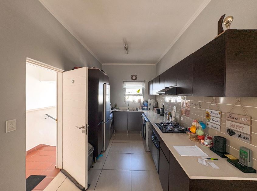 2 Bedroom Property for Sale in Greenstone Hill Gauteng