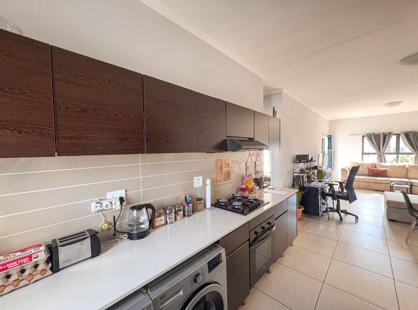 2 Bedroom Property for Sale in Greenstone Hill Gauteng