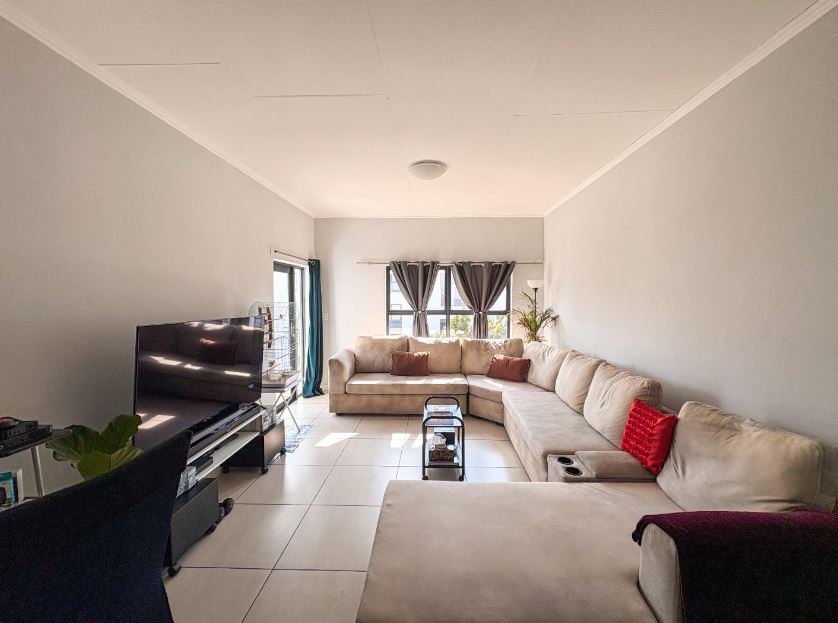 2 Bedroom Property for Sale in Greenstone Hill Gauteng