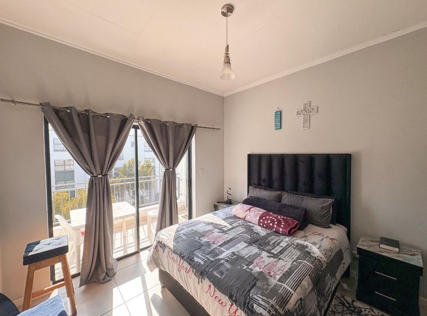 2 Bedroom Property for Sale in Greenstone Hill Gauteng
