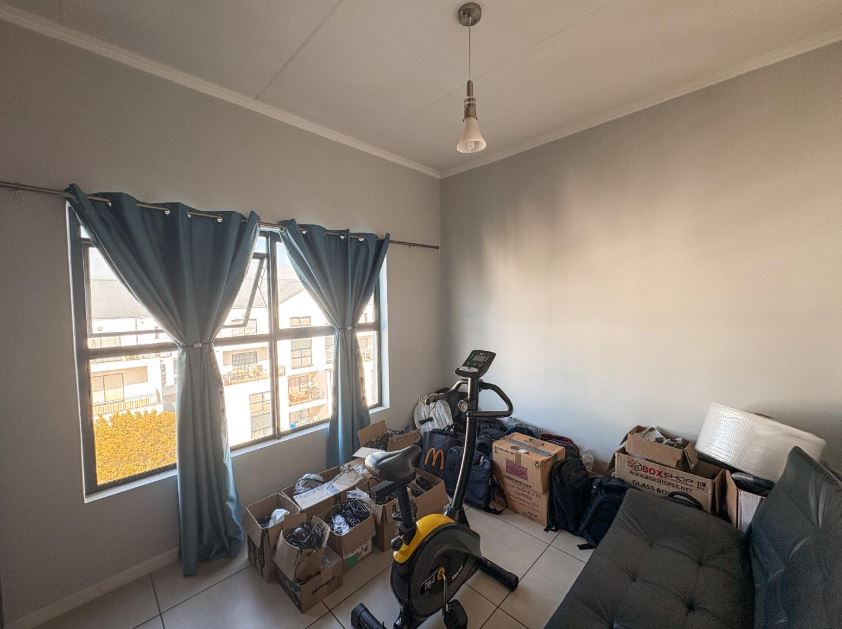 2 Bedroom Property for Sale in Greenstone Hill Gauteng