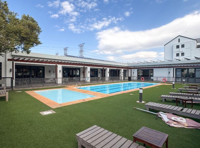 2 Bedroom Property for Sale in Greenstone Hill Gauteng