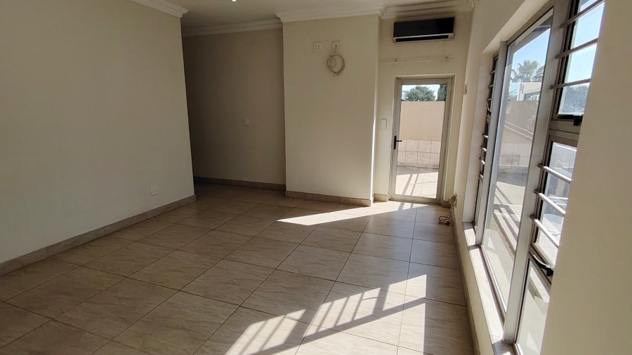 6 Bedroom Property for Sale in Eldo Village Estate Gauteng