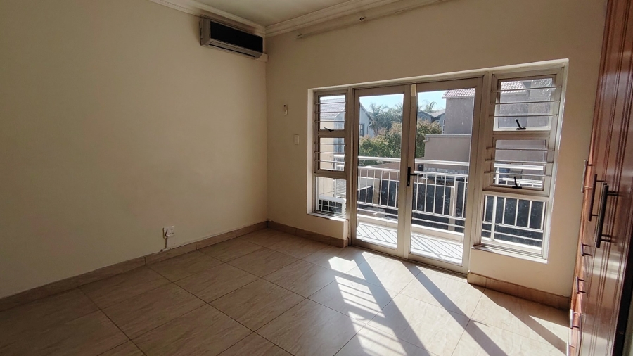 6 Bedroom Property for Sale in Eldo Village Estate Gauteng