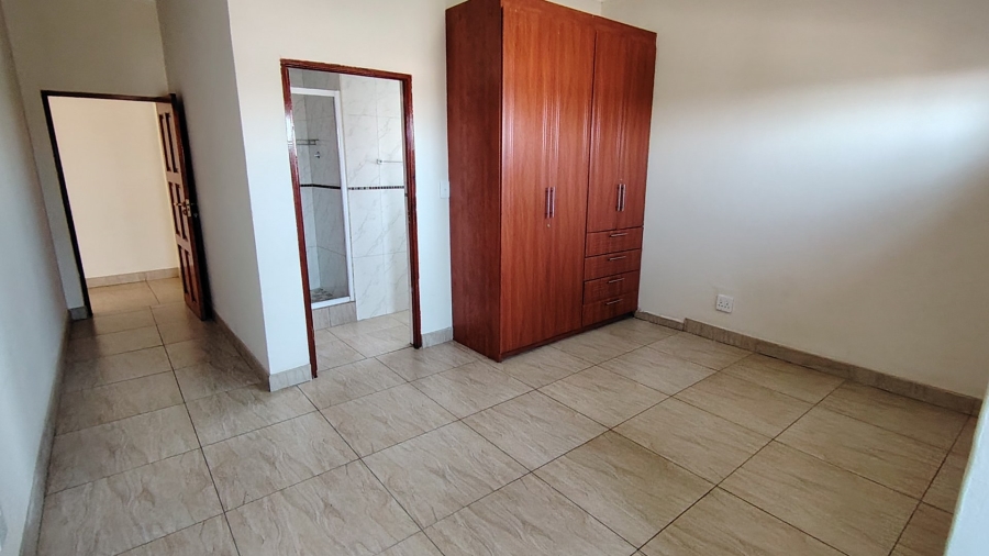 6 Bedroom Property for Sale in Eldo Village Estate Gauteng