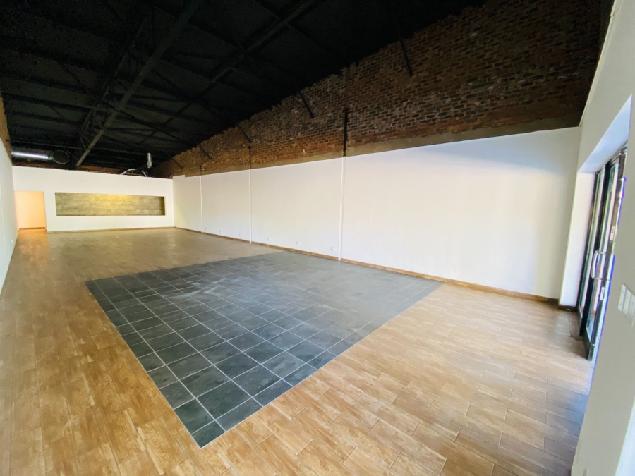 To Let commercial Property for Rent in Bromhof Gauteng