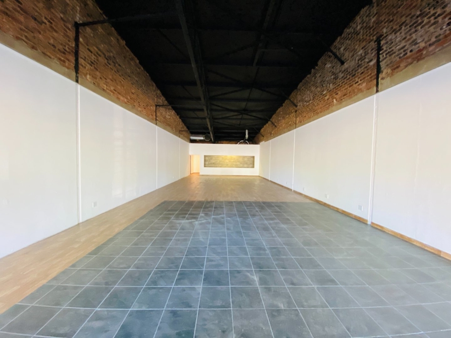 To Let commercial Property for Rent in Bromhof Gauteng