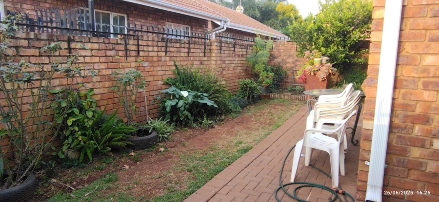 3 Bedroom Property for Sale in Hennopspark Gauteng
