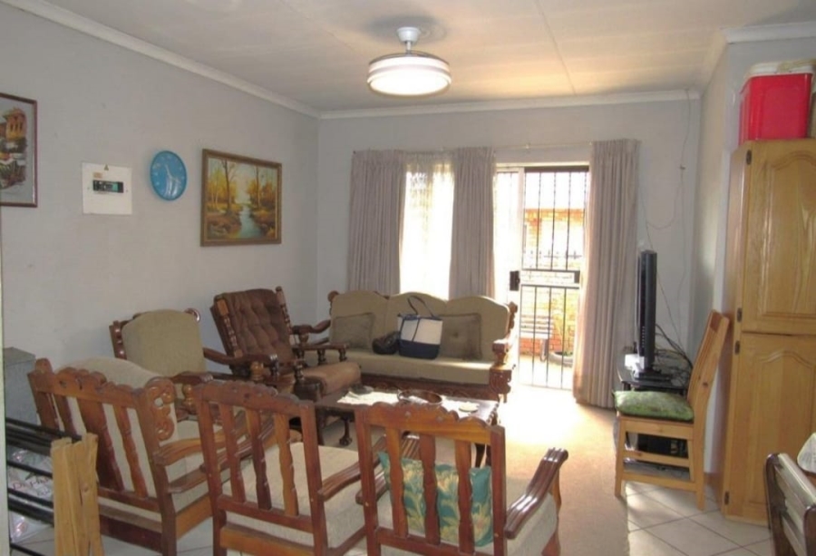 3 Bedroom Property for Sale in Hennopspark Gauteng