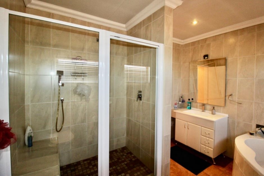 4 Bedroom Property for Sale in Highway Gardens Gauteng