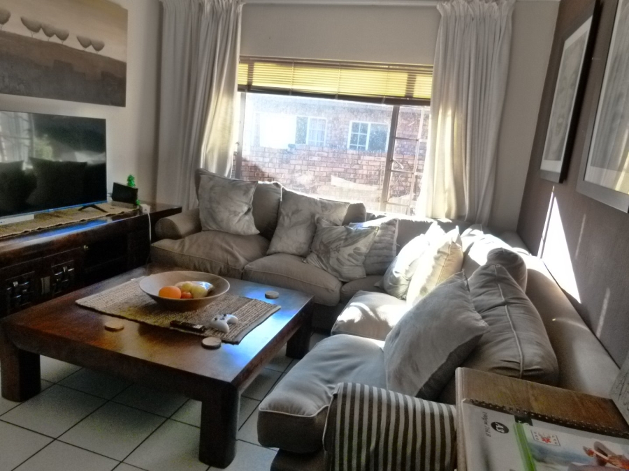 3 Bedroom Property for Sale in Eldoraigne Gauteng