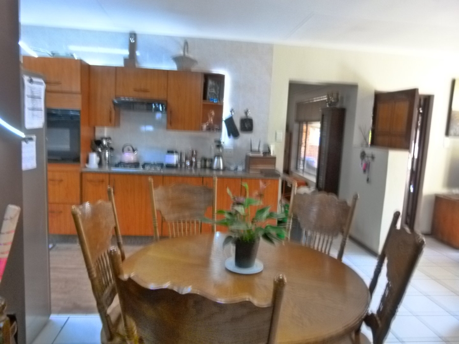 3 Bedroom Property for Sale in Eldoraigne Gauteng