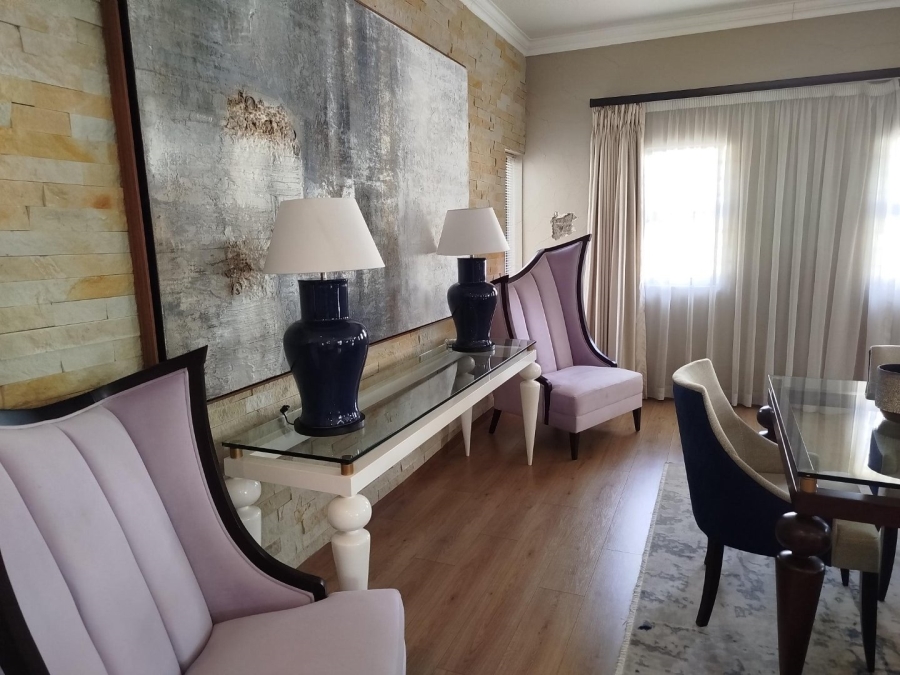 To Let 4 Bedroom Property for Rent in Bryanston Gauteng