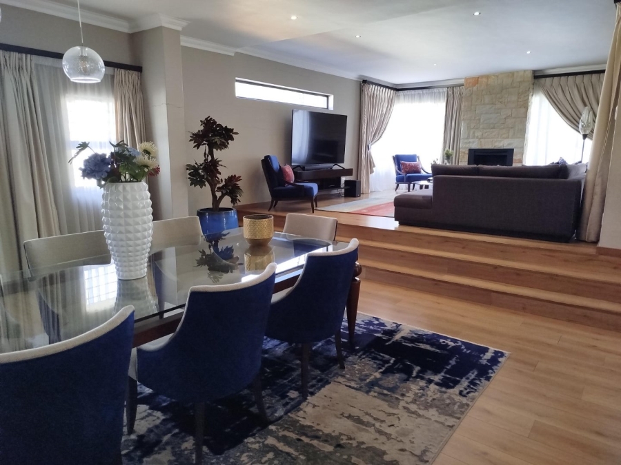 To Let 4 Bedroom Property for Rent in Bryanston Gauteng