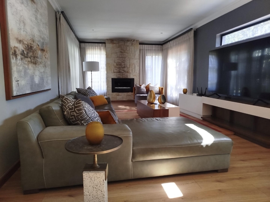 To Let 4 Bedroom Property for Rent in Bryanston Gauteng