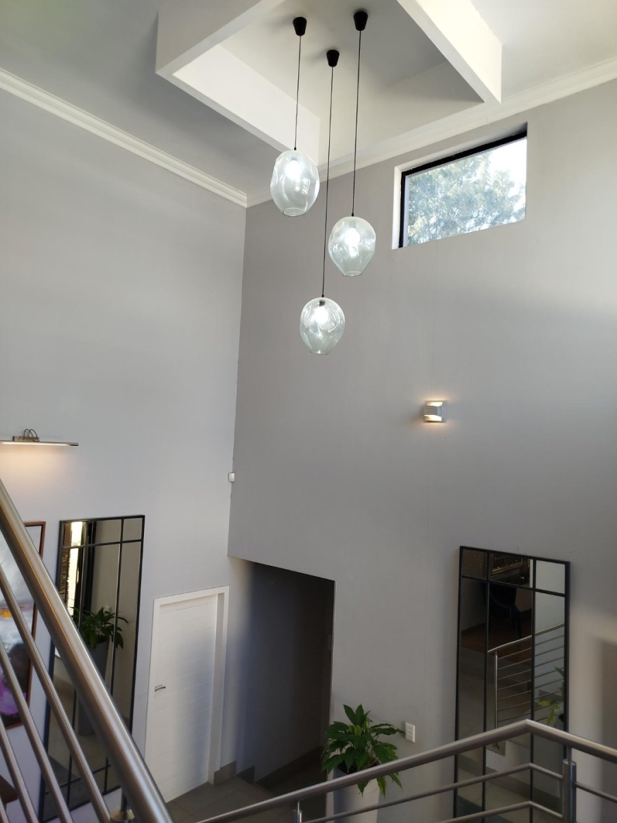 To Let 4 Bedroom Property for Rent in Bryanston Gauteng