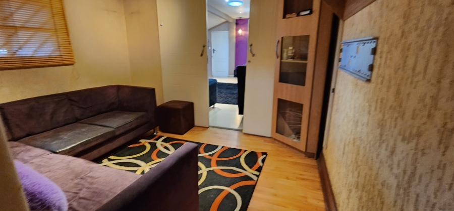 7 Bedroom Property for Sale in Laudium Gauteng