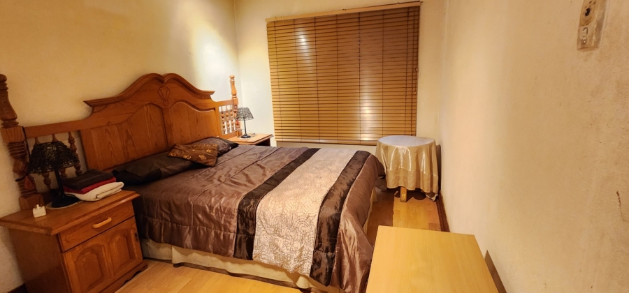 7 Bedroom Property for Sale in Laudium Gauteng