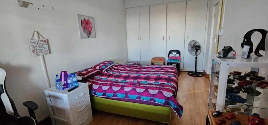 7 Bedroom Property for Sale in Laudium Gauteng