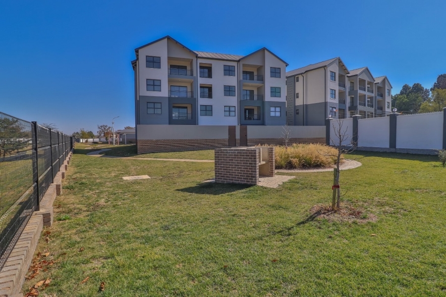 2 Bedroom Property for Sale in Lilianton Gauteng