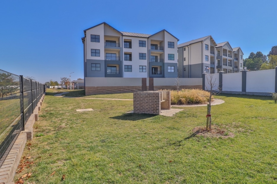 2 Bedroom Property for Sale in Lilianton Gauteng