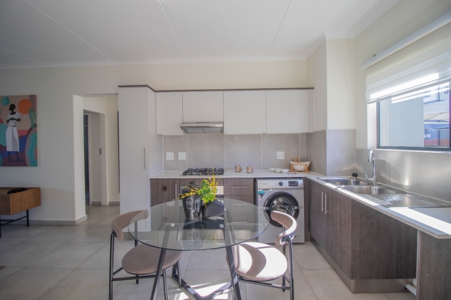 2 Bedroom Property for Sale in Lilianton Gauteng