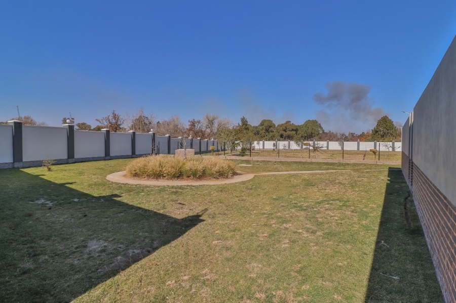 2 Bedroom Property for Sale in Lilianton Gauteng