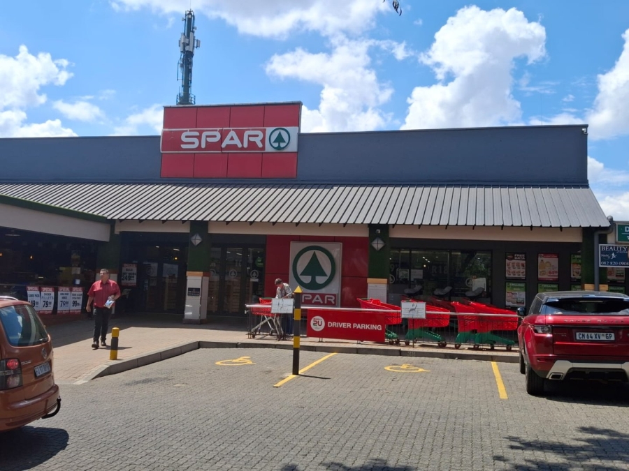 To Let commercial Property for Rent in Garsfontein Gauteng