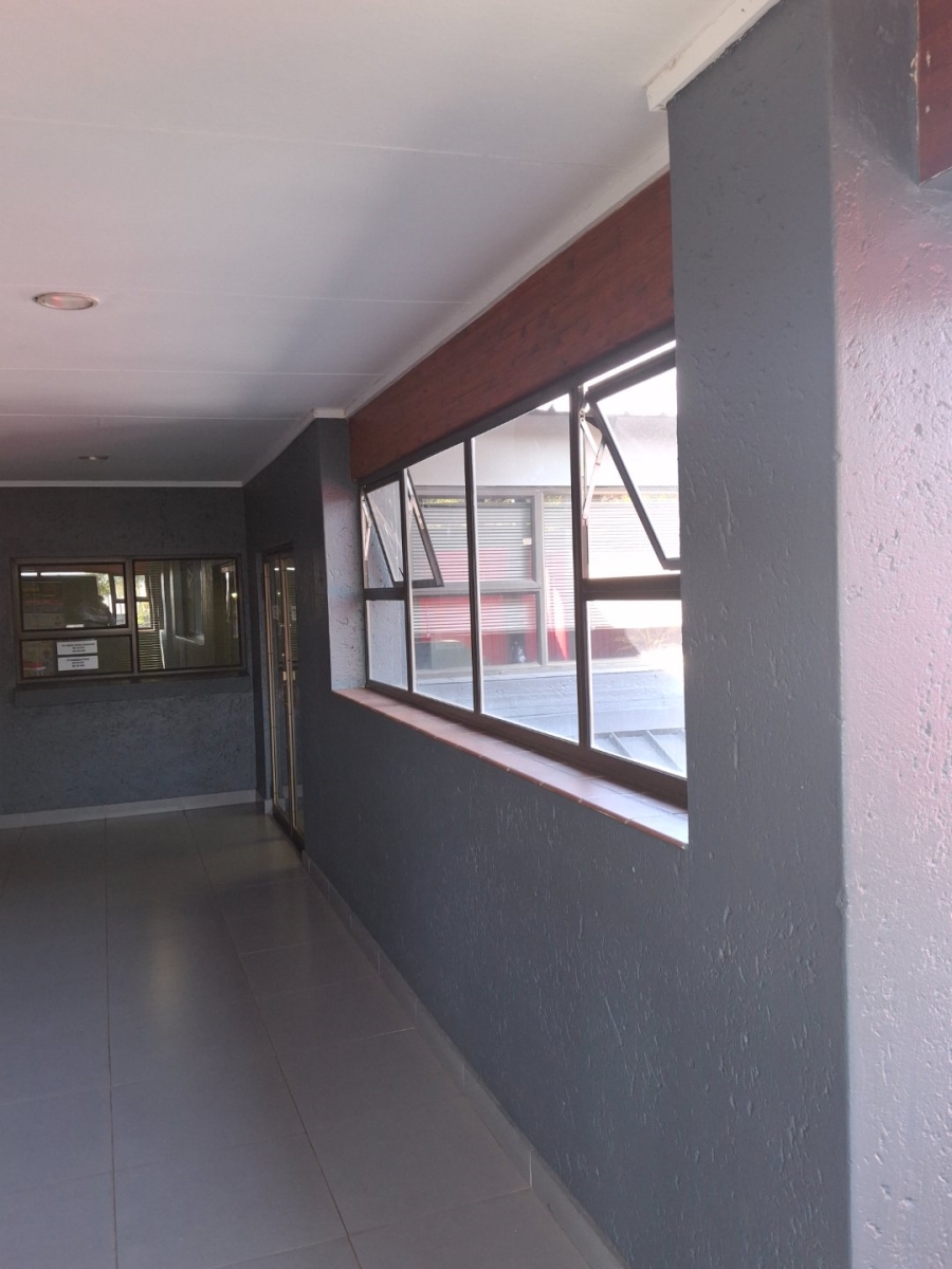 To Let commercial Property for Rent in Garsfontein Gauteng