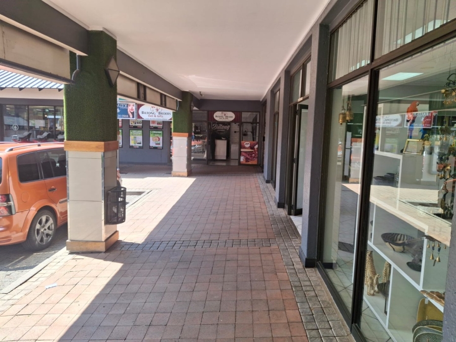 To Let commercial Property for Rent in Garsfontein Gauteng