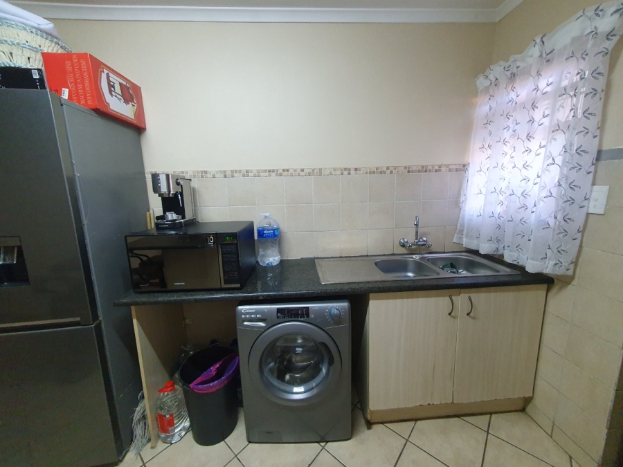 2 Bedroom Property for Sale in Montana Gauteng