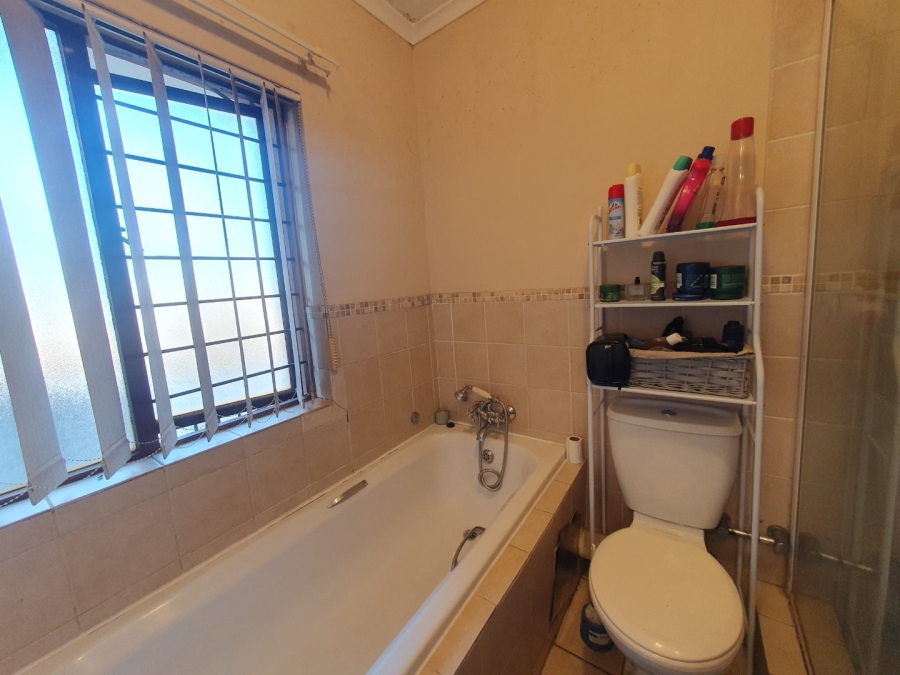 2 Bedroom Property for Sale in Montana Gauteng