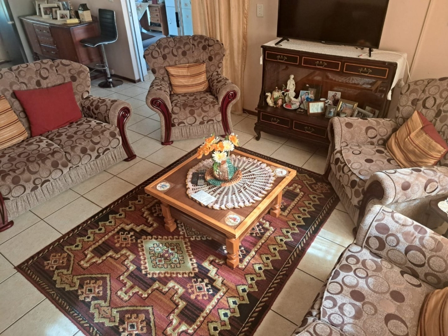 2 Bedroom Property for Sale in Annlin Gauteng