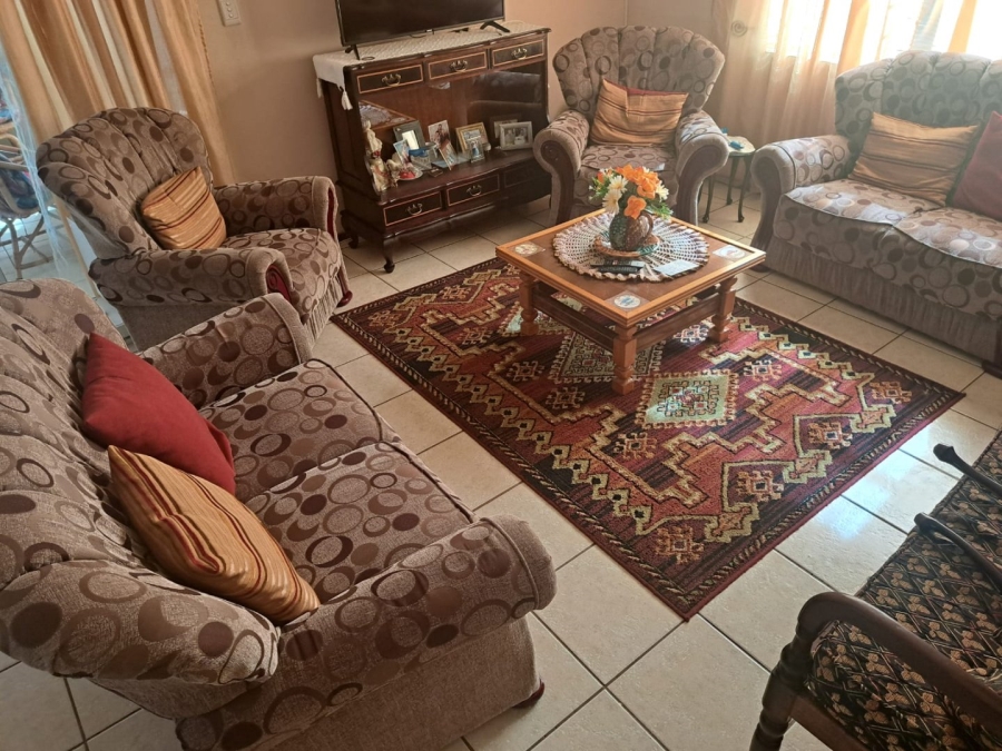 2 Bedroom Property for Sale in Annlin Gauteng