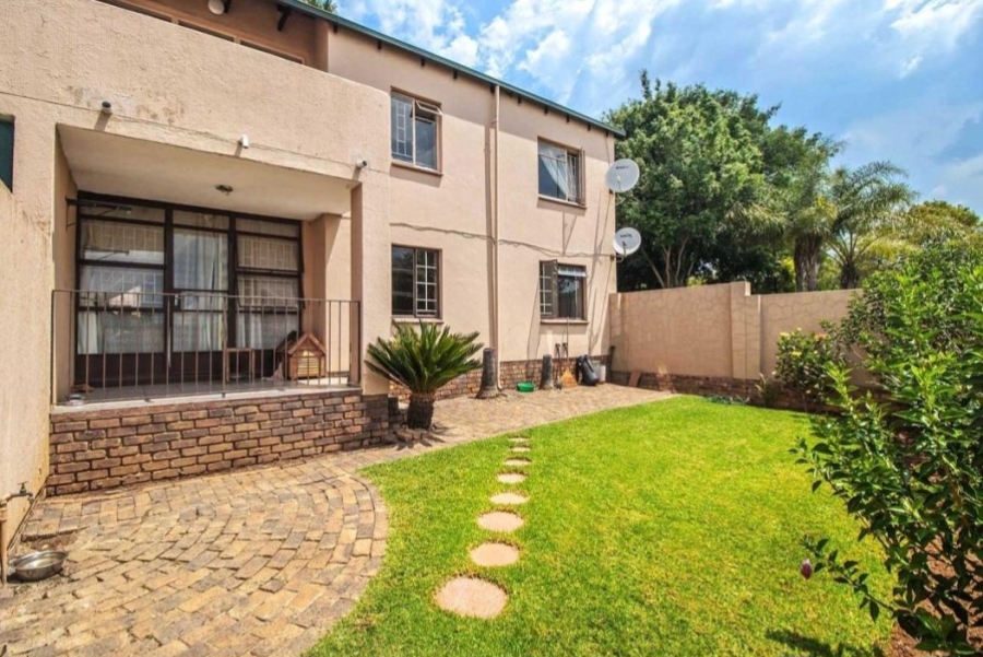 To Let 2 Bedroom Property for Rent in Moreleta Park Gauteng