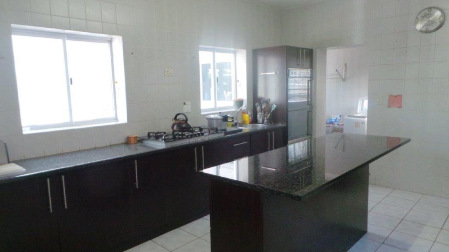 5 Bedroom Property for Sale in Wychwood Gauteng