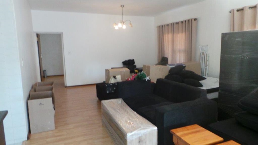 5 Bedroom Property for Sale in Wychwood Gauteng