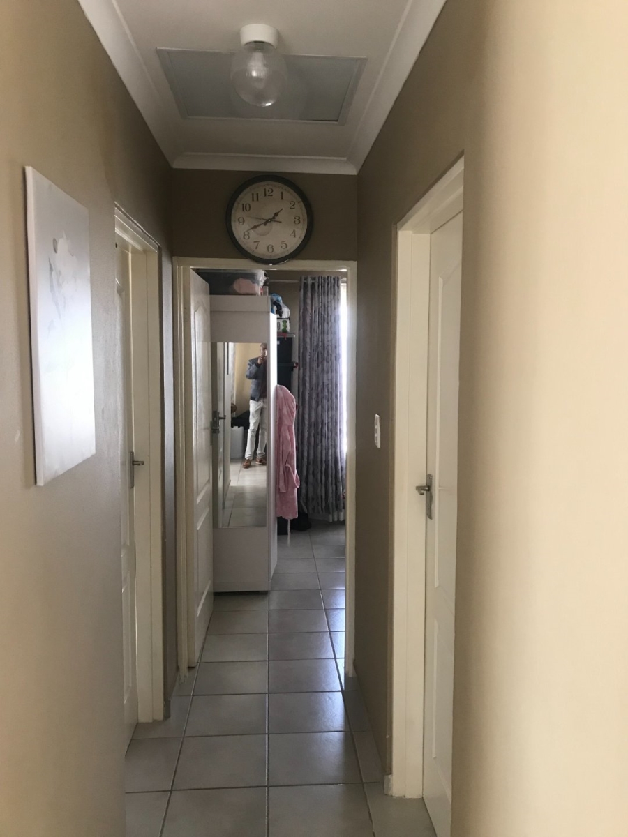 To Let  Bedroom Property for Rent in Azaadville Gardens Gauteng