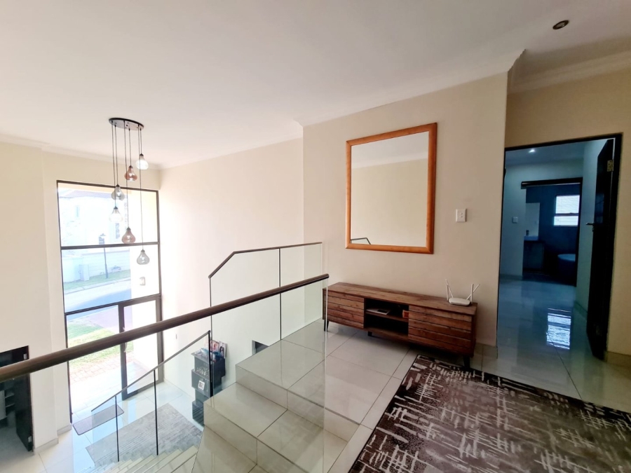 5 Bedroom Property for Sale in Blue Valley Golf Estate Gauteng