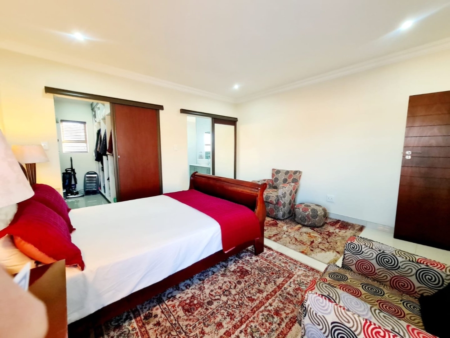 5 Bedroom Property for Sale in Blue Valley Golf Estate Gauteng