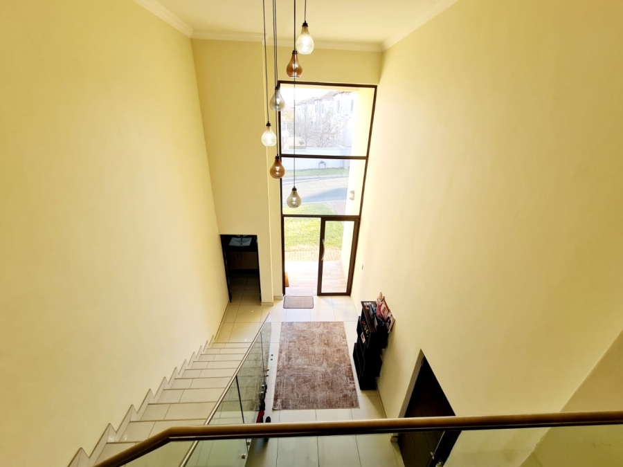 5 Bedroom Property for Sale in Blue Valley Golf Estate Gauteng