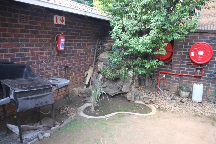 3 Bedroom Property for Sale in Windsor East Gauteng
