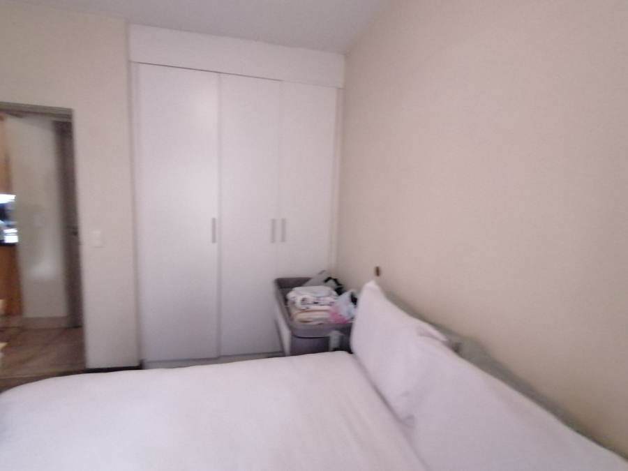 1 Bedroom Property for Sale in Sunninghill Gauteng
